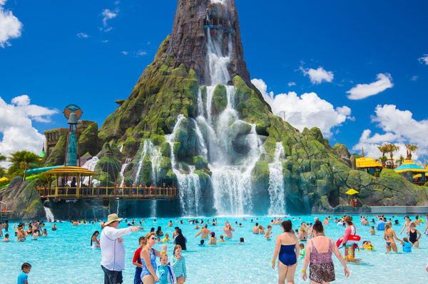 people swimming at waterpark in orlando