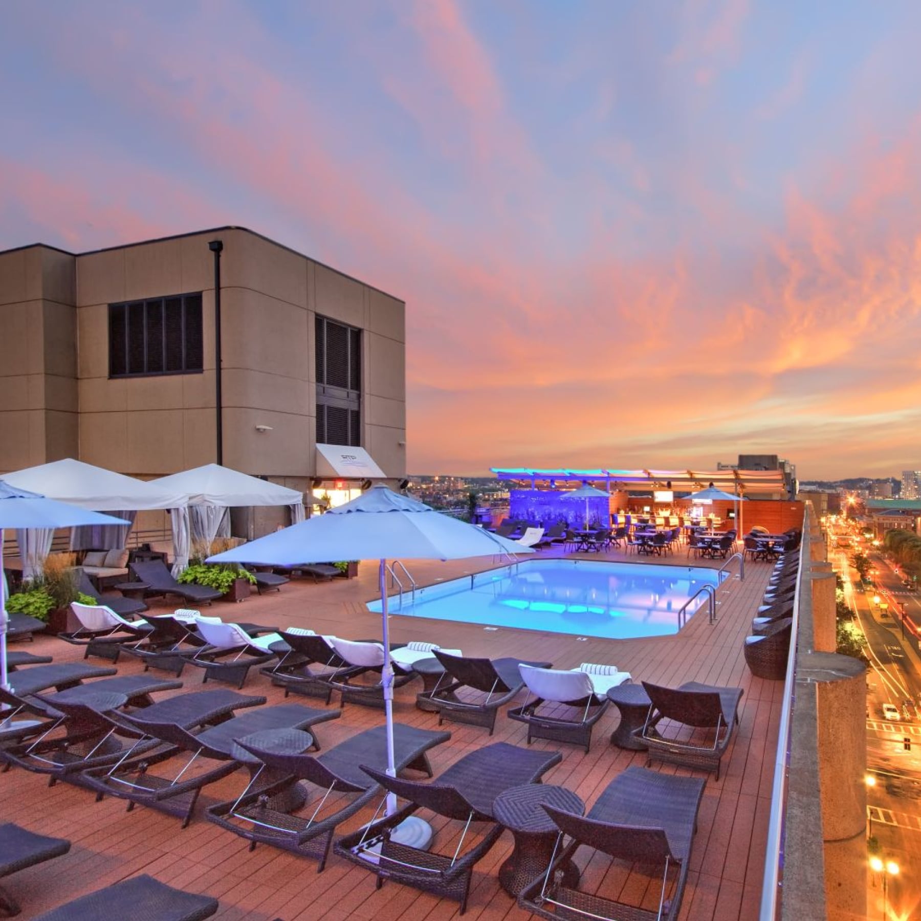 12th floor pool deck